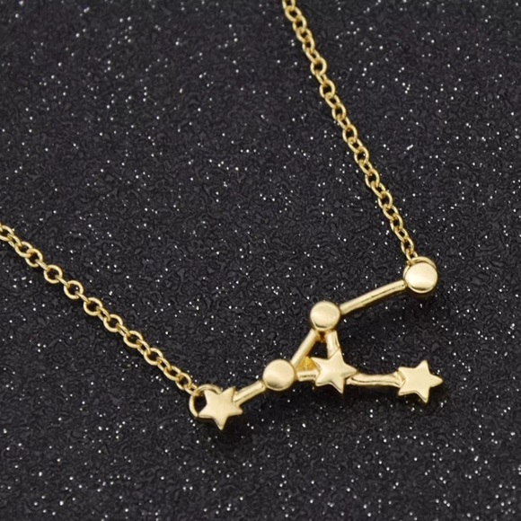 "Stella" Cancer Gold Necklace Delicate Starlight♋️ - Picture 2 of 3
